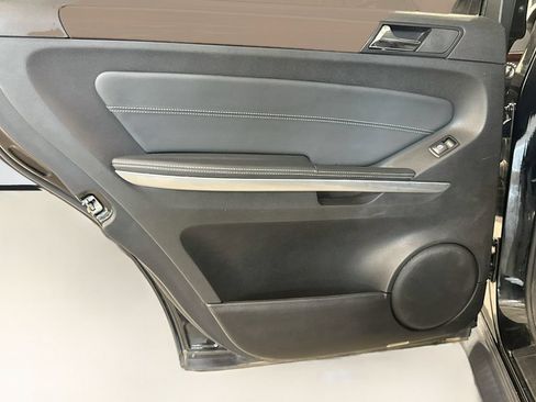 Used 2012 Mercedes-Benz GL 450 4MATIC image 29
