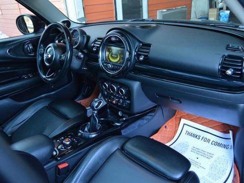 Used 2017 MINI Cooper Clubman S image 16