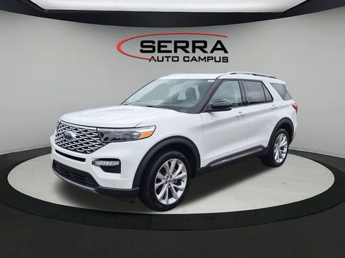 Used 2023 Ford Explorer Platinum w/ Technology Package AWD/4WD image 1