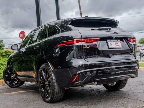 Used 2024 Jaguar F-PACE R-Dynamic S AWD/4WD image 23