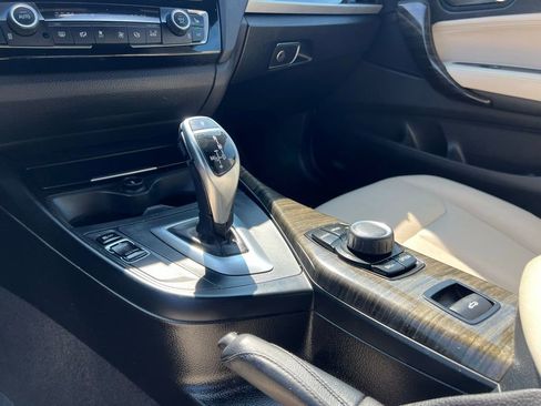 Used 2015 BMW 228i xDrive Convertible image 38