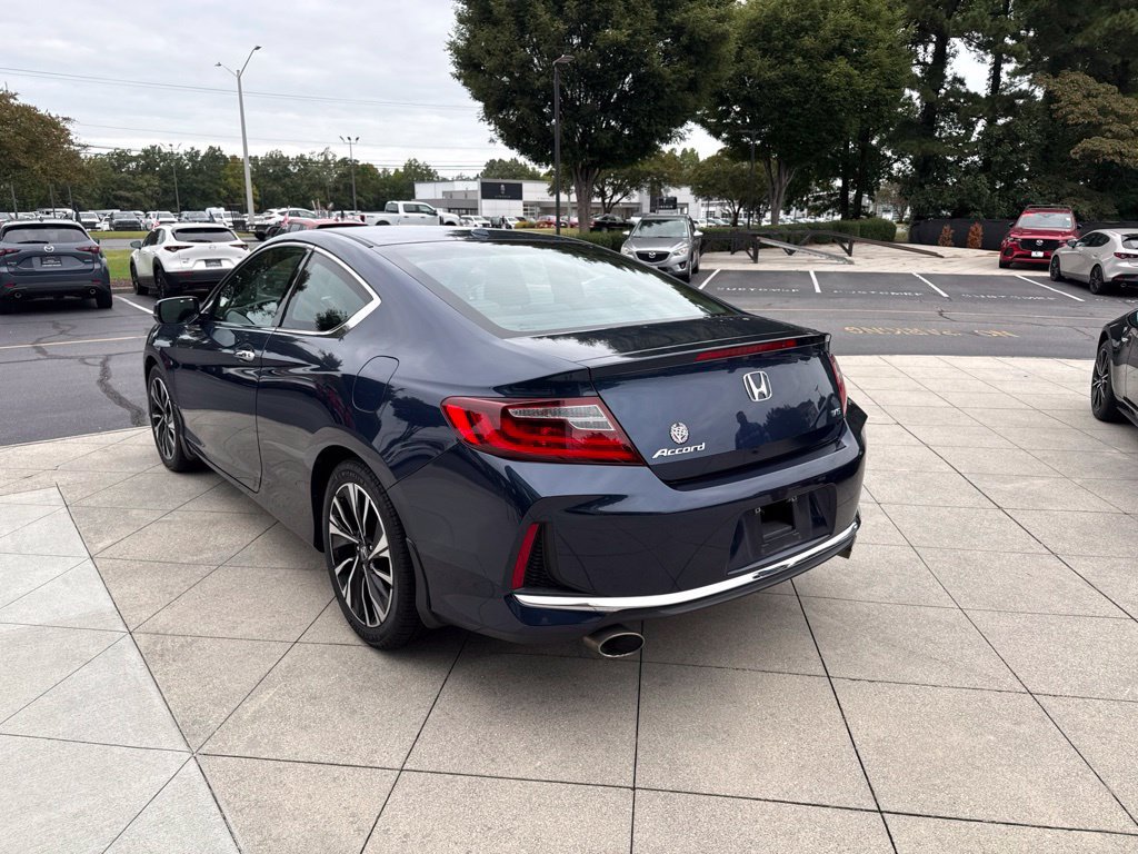 Used 2017 Honda Accord EX-L image 7