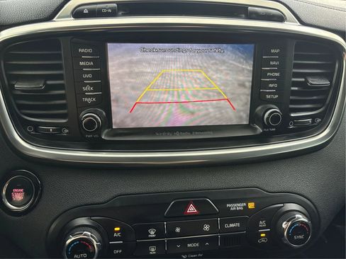 Used 2017 Kia Sorento SX AWD/4WD image 36