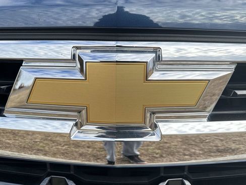 Used 2022 Chevrolet Silverado 1500 LT image 30