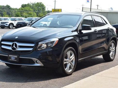 Used 2017 Mercedes-Benz GLA 250 4MATIC image 17