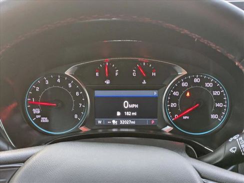 Used 2024 Chevrolet Equinox RS w/ RS Leather Package image 11