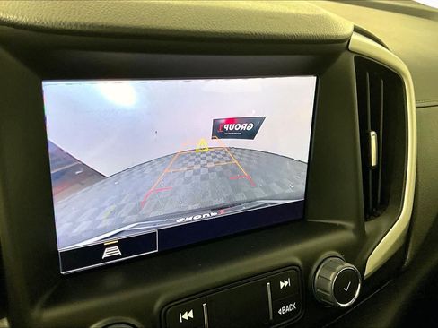 Used 2024 GMC Terrain SLT w/ Elevation Edition FWD image 25