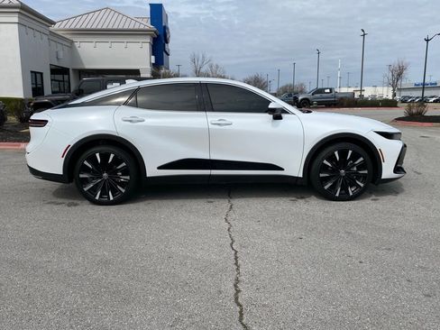 Used 2025 Toyota Crown Platinum image 8