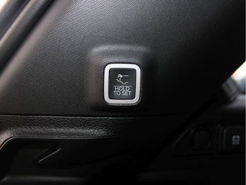 New 2025 Jeep Grand Cherokee Limited w/ Luxury Tech Group II image 26