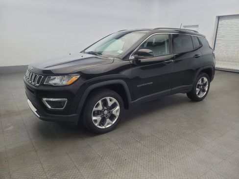 Used 2018 Jeep Compass Limited image 2