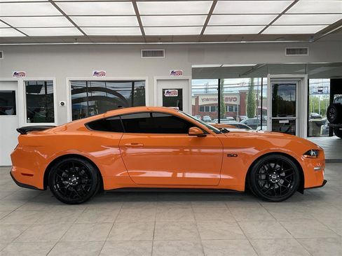 Used 2020 Ford Mustang GT w/ Equipment Group 301A RWD image 4