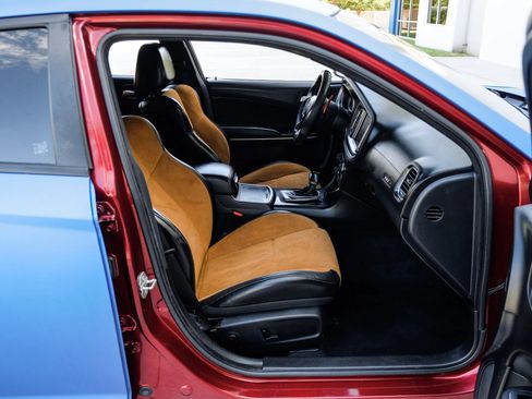 Used 2020 Dodge Charger Scat Pack RWD image 40