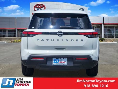 Used 2025 Nissan Pathfinder SV AWD/4WD image 7