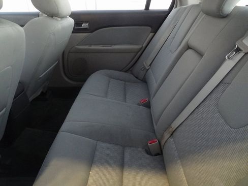 Used 2012 Ford Fusion SE image 8