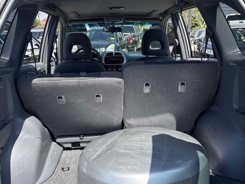 Used 2001 Toyota RAV4 2WD image 10