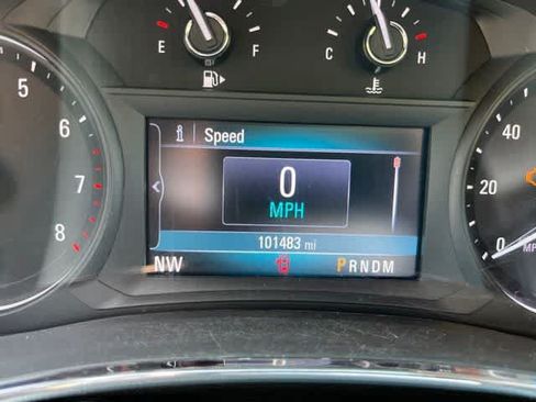 Used 2019 Buick Encore Preferred AWD/4WD image 17