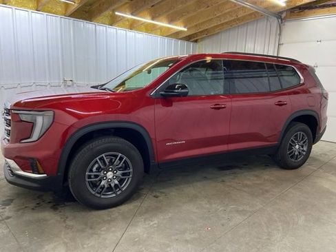 Used 2025 GMC Acadia Elevation image 4