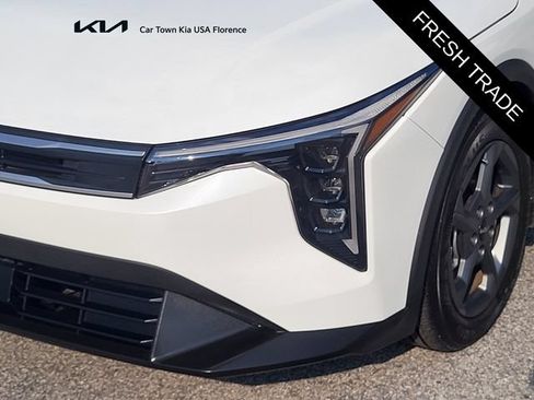 Certified 2025 Kia K4 FWD image 7