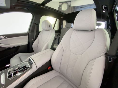 Certified 2024 BMW X5 sDrive40i w/ M Sport Package image 22