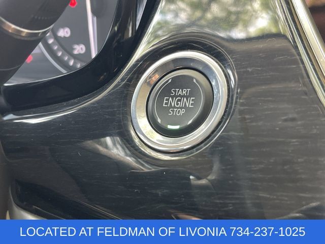 Certified 2024 Cadillac XT6 Premium Luxury w/ Technology Package AWD/4WD image 17