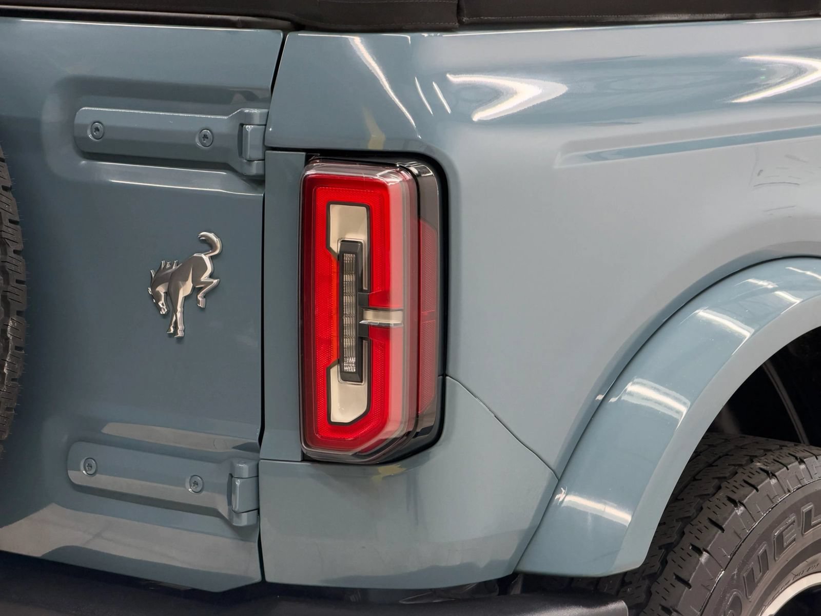 Used 2022 Ford Bronco Outer Banks AWD/4WD image 10
