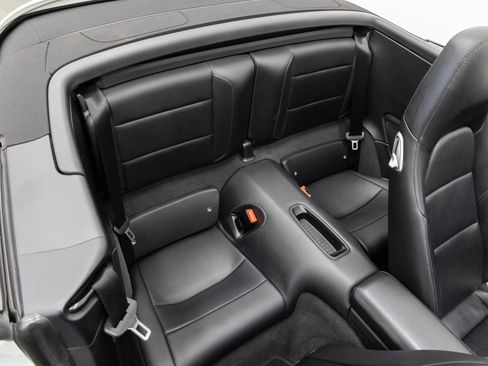 Used 2017 Porsche 911 Carrera image 24