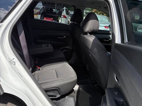Used 2025 Hyundai Tucson SEL AWD/4WD image 23