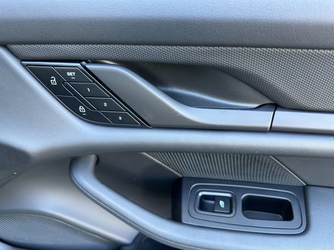 Certified 2023 Porsche Taycan RWD image 19