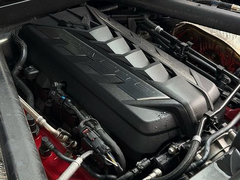 Used 2024 Chevrolet Corvette Stingray Premium Cpe w/ Z51 Performance Package RWD image 30
