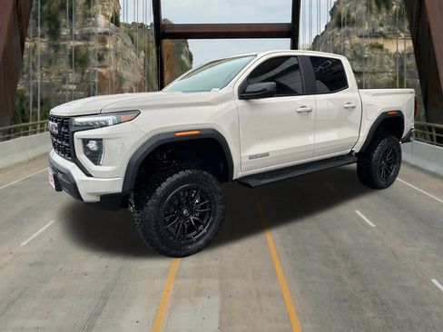 New 2026 GMC Canyon Elevation AWD/4WD image 3