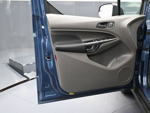 Used 2022 Ford Transit Connect XL image 36