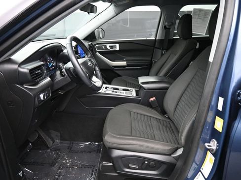 Used 2020 Ford Explorer XLT RWD image 16