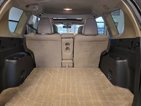 Used 2012 Toyota RAV4 Limited image 28