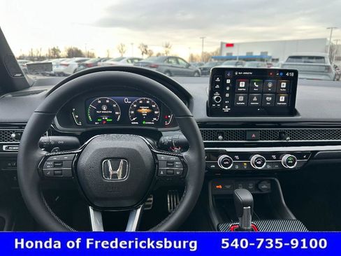 Certified 2025 Honda Civic Sport Touring image 17