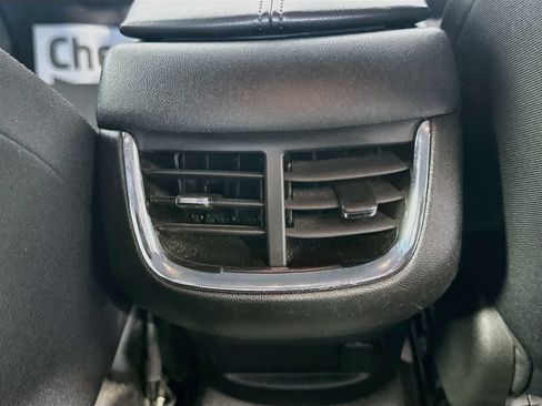 Used 2023 Chevrolet Malibu LT FWD image 25