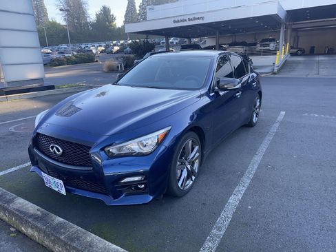 Used 2016 INFINITI Q50 Red Sport 400 image 1