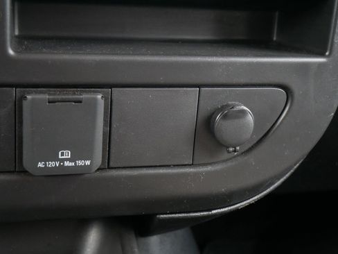 Used 2025 GMC Savana 3500 LT w/ LT Preferred Equipment Group image 21