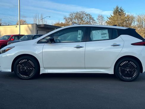 New 2025 Nissan Leaf SV Plus image 5