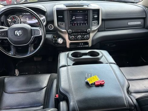 Used 2021 RAM 1500 Laramie AWD/4WD image 16