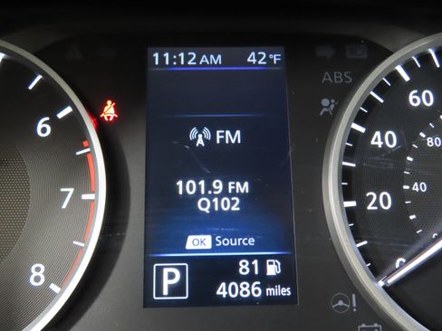 Certified 2025 Nissan Sentra S image 33