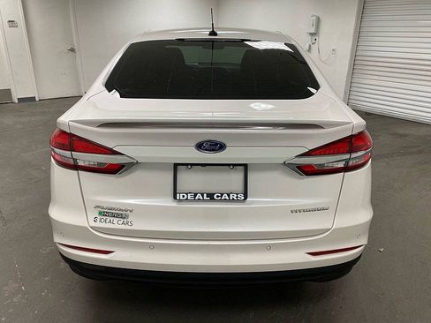 Used 2019 Ford Fusion Energi Titanium image 4