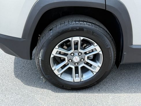 Certified 2025 GMC Terrain Elevation AWD/4WD image 11