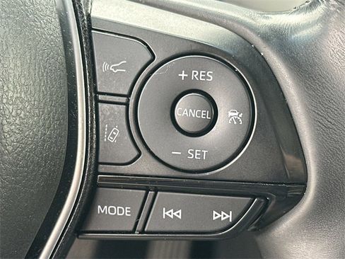 Used 2021 Toyota Venza XLE w/ Softex Package image 27