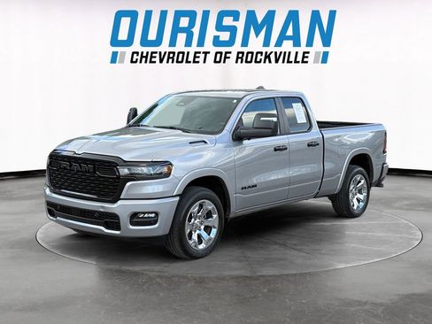 Used 2025 RAM 1500 Big Horn AWD/4WD image 2