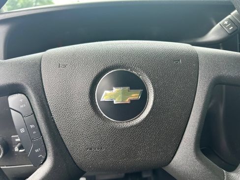 Used 2024 Chevrolet Express 2500 w/ Driver Convenience Package RWD image 13