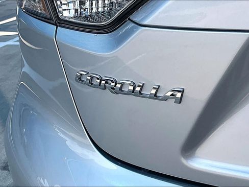 Used 2026 Toyota Corolla LE FWD image 10