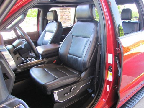Used 2022 Ford F150 Lariat w/ Equipment Group 502A High AWD/4WD image 13