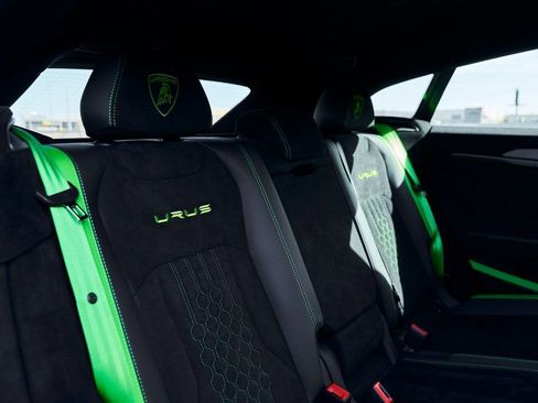 Used 2024 Lamborghini Urus Performante image 53