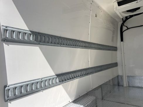 Used 2018 Ford Transit 350 148 High Roof RWD image 10