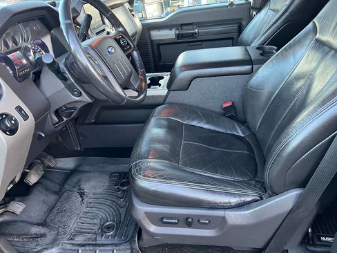 Used 2014 Ford F350 Lariat w/ Lariat Interior Package image 19
